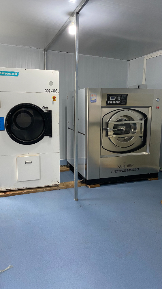 珠江洗滌設備：廣州隔離式工業洗衣機源頭廠家助力酒店高效洗滌
